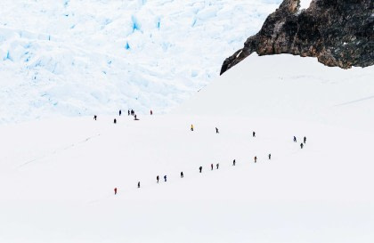 Antarctica - Discovery and learning + Long hikes