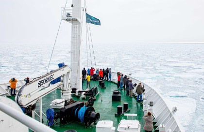 Around Spitsbergen, in the Icy Realm of the Polar Bear