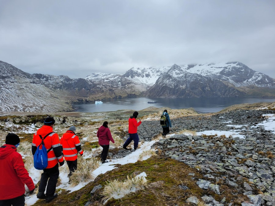 Life goes smoothly if you have a leader, like Ali!